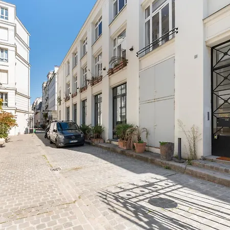 Chic For 2 In Bastille Apartment Paris